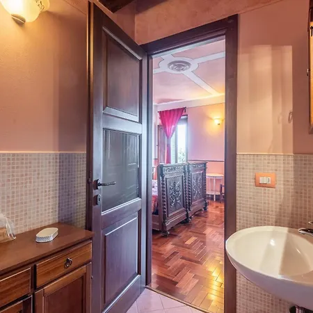 Oda ve Kahvaltı Beb Del Musico 3*